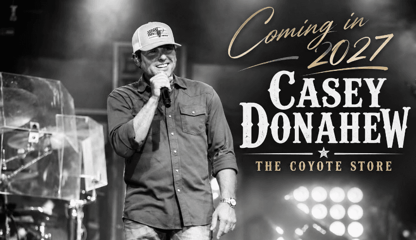 Casey Donahew en vivo en The Legendary Coyote Store