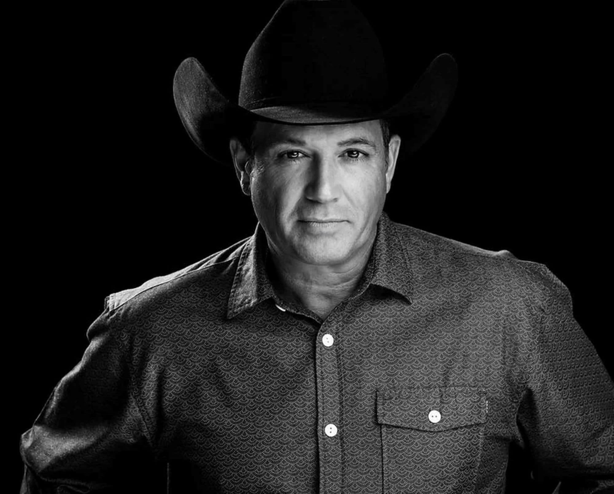 Imagen promocional del concierto de Tracy Byrd en The Legendary Coyote Store