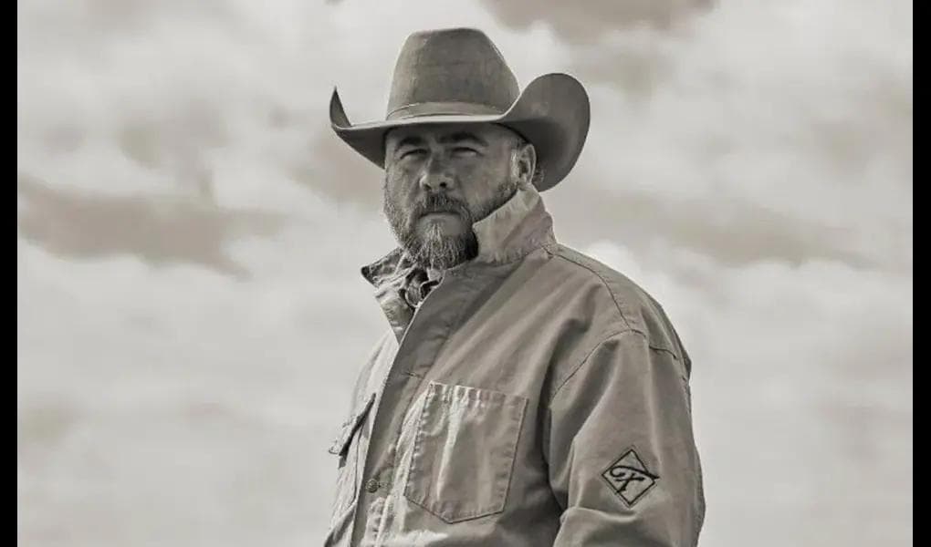 Josh Ward w/ Derek Spence's Tribute to George Strait live at The Legendary Coyote Store!